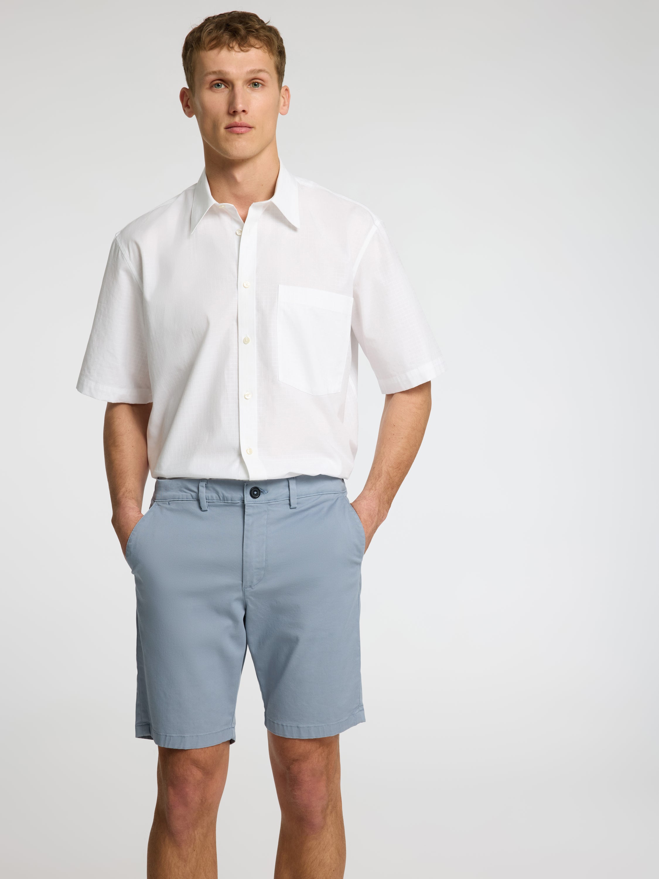 Short gris sélectionné