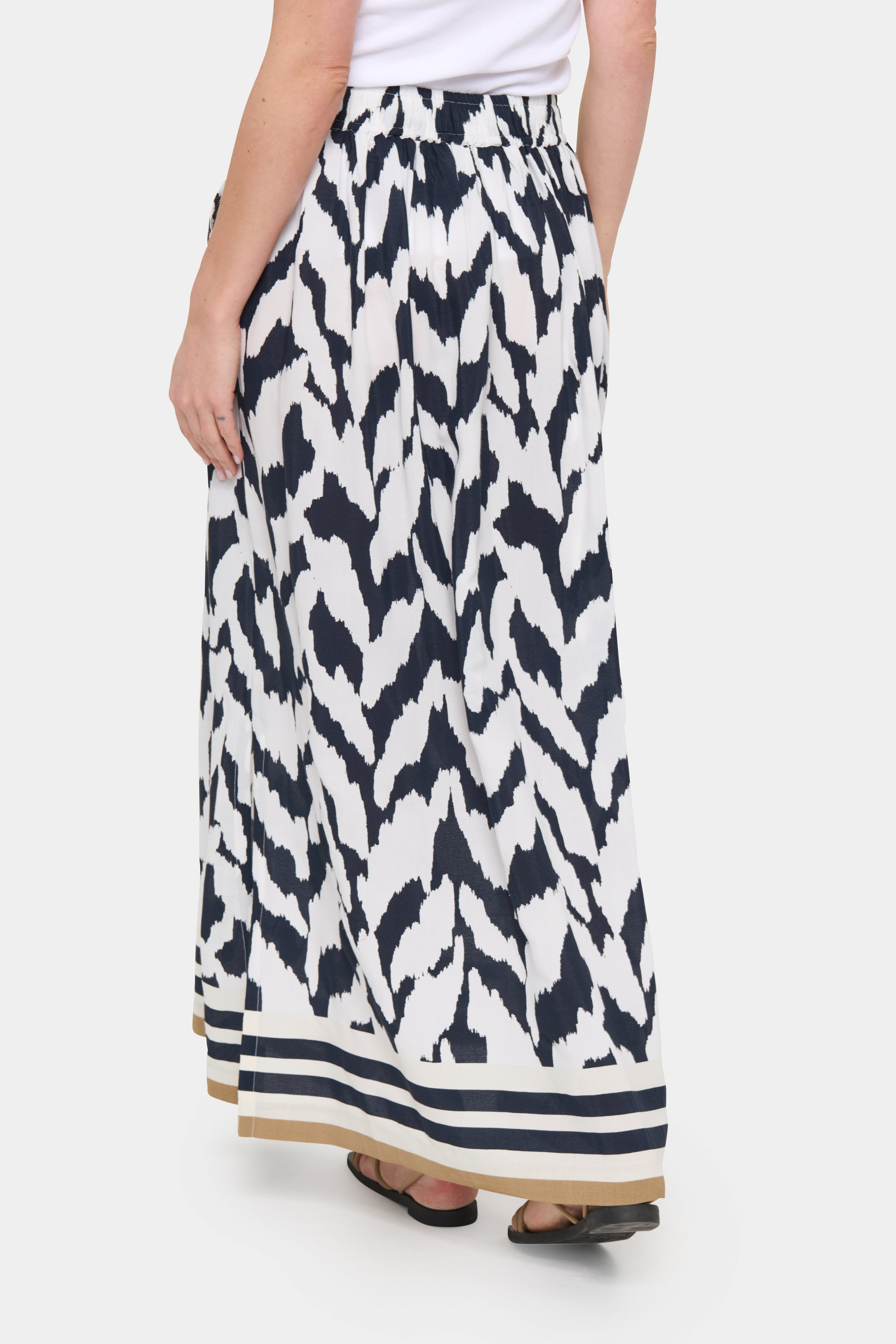 Jupe longue à pois noirs et blancs Saint Tropez