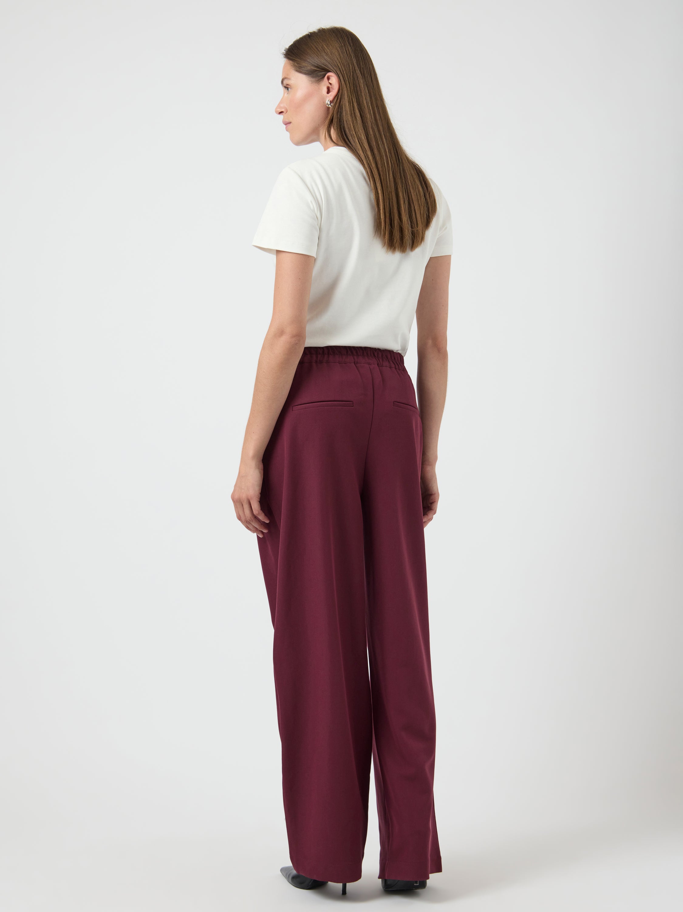Bordeuax losvallende broek Yasdakota Y.A.S