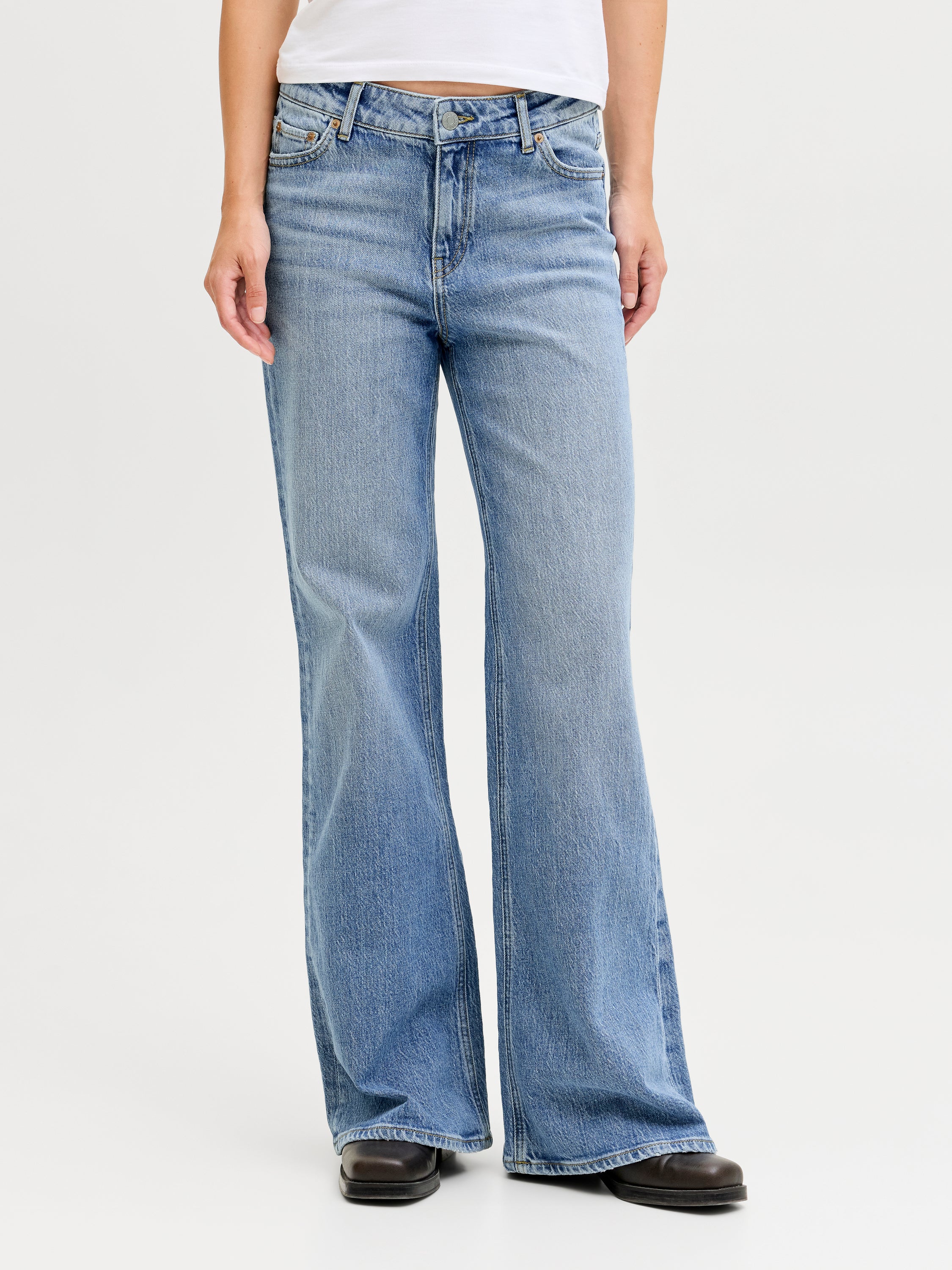 Jean bleu évasé taille haute JJXX