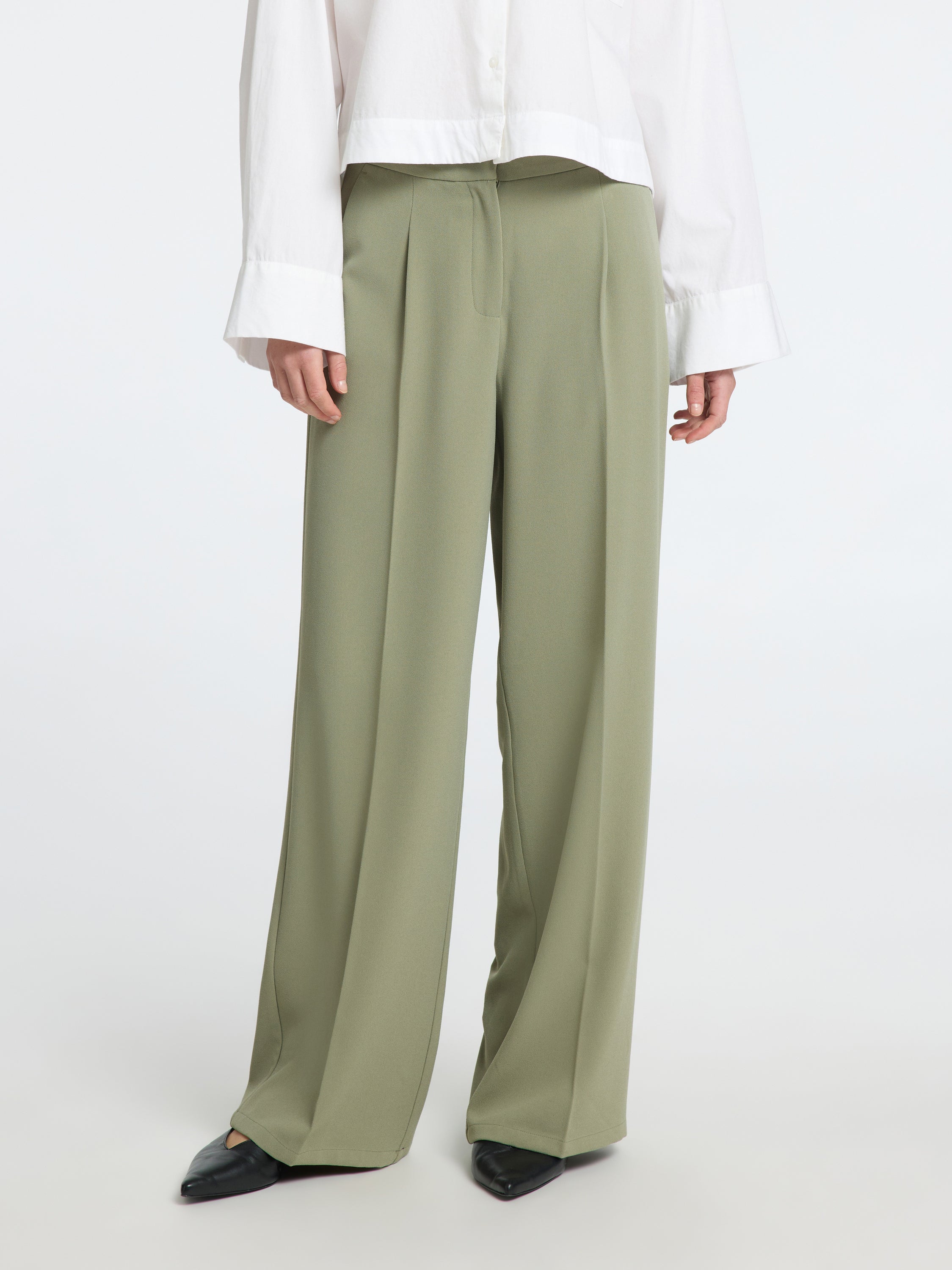 Kaki wijde broek met bandplooi Selected